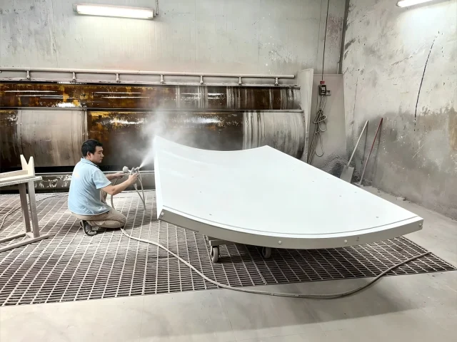 Spray painting