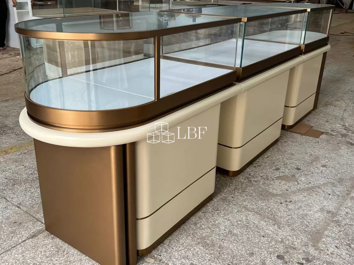 Jewelry cabinet